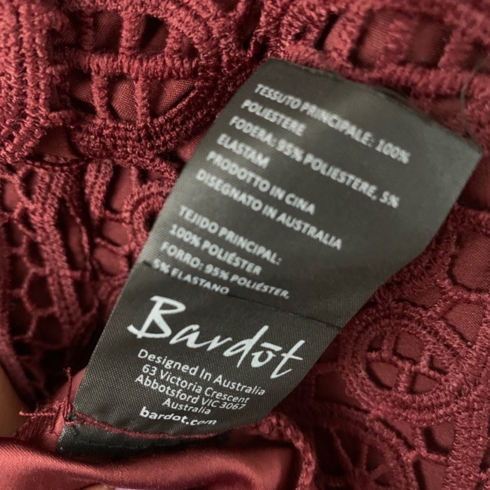 Bardot Gia Lace Dress - Picture 8 of 8